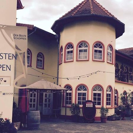 Weinschloesschen Im Weingut Roos Hotel Ilbesheim Bagian luar foto
